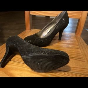 Never worn Kelly&Katie sparkling black heels